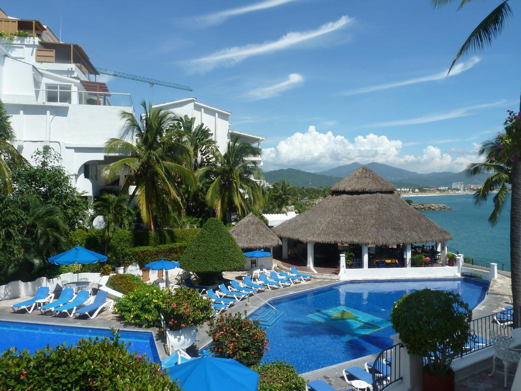 Dolphin Cove Inn Манзанило Екстериор снимка